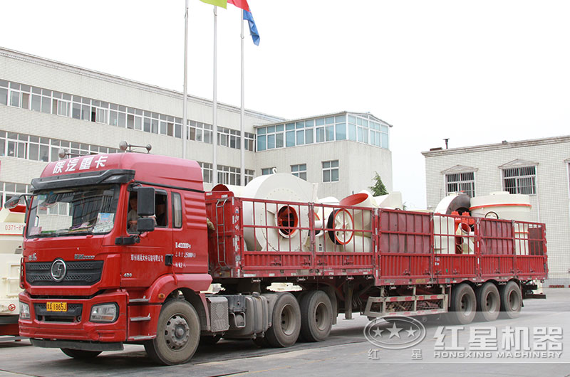 全套磨粉機(jī)設(shè)備裝車發(fā)貨