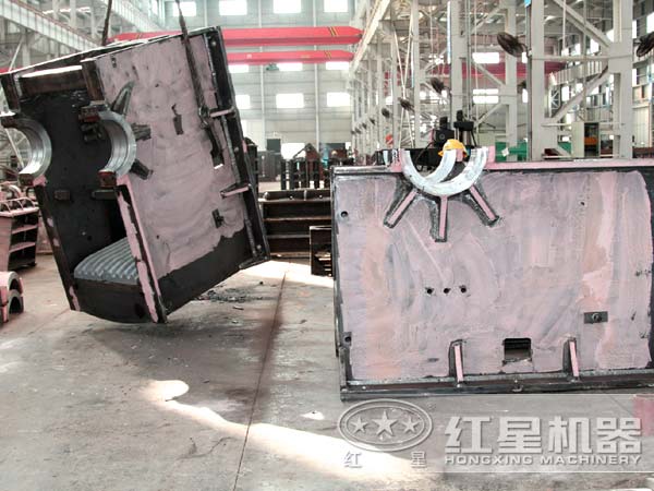鄂式破碎機(jī)機(jī)架的優(yōu)化設(shè)計
