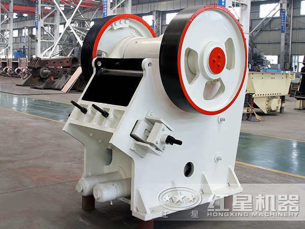 對比傳統(tǒng)鄂破機，新一代歐版鄂式破碎機具有哪些優(yōu)勢？