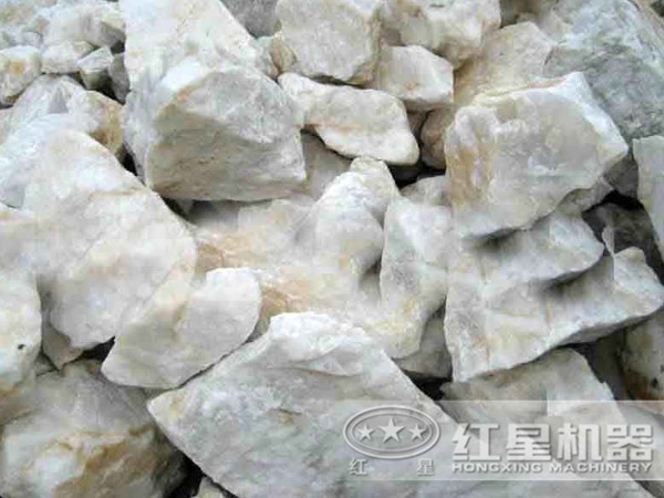 時(shí)產(chǎn)800噸的硅石破碎生產(chǎn)線需要哪些設(shè)備？需要投資多少錢(qián)？