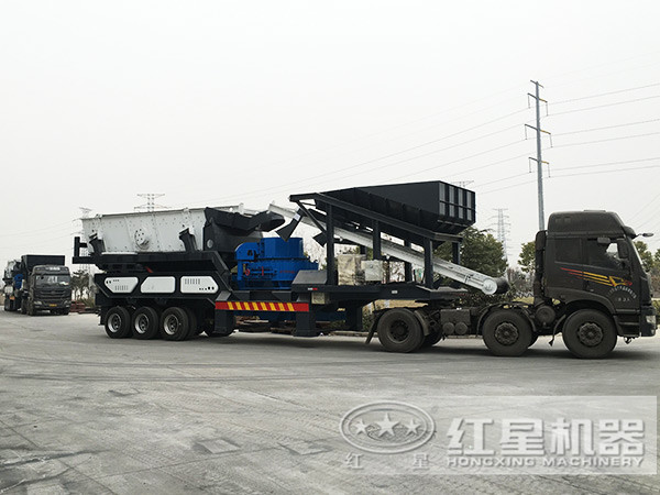 可移動沖擊式碎石機(jī)