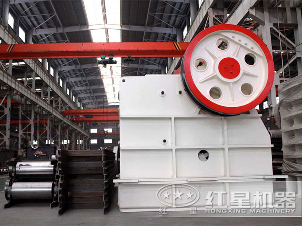 顎式破石機(jī)——石料廠的戰(zhàn)斗機(jī)，石頭的變形機(jī)
